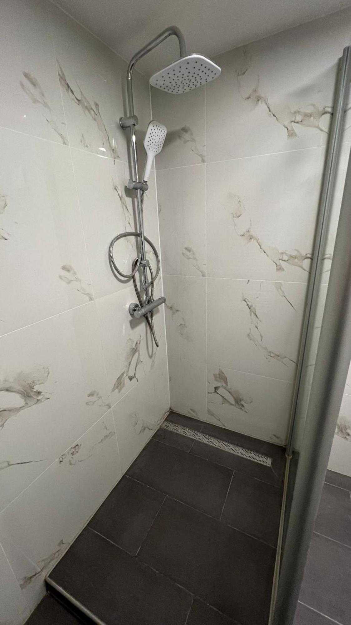 Zentrale Appartmenzimmer In Apartment Eschwege